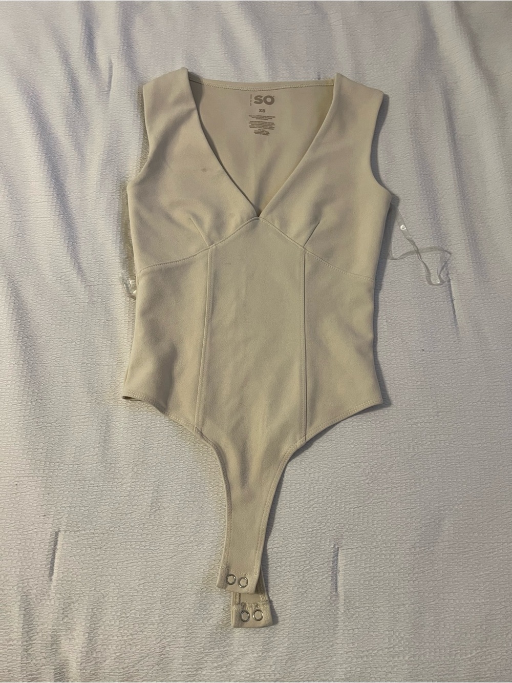 SO Cream Sleeveless V-Neck Bodysuit